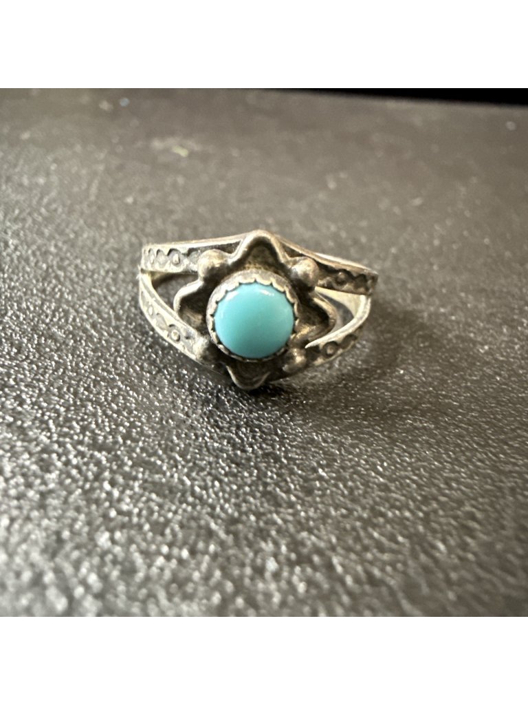 Vintage Sterling Silver Cabochon Flower Bezel Split Band Southwest Style Ring